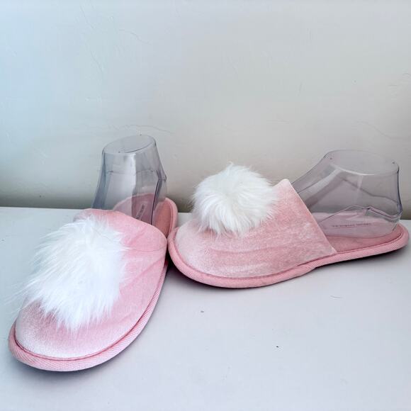 NWT Victorias\'s Secret Velvet Pom Pom Slippers Retro Glam M - Picture 4 of 8